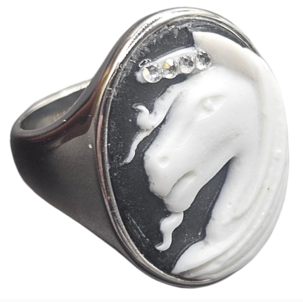 Unicorn Ring - Picture 2 of 4